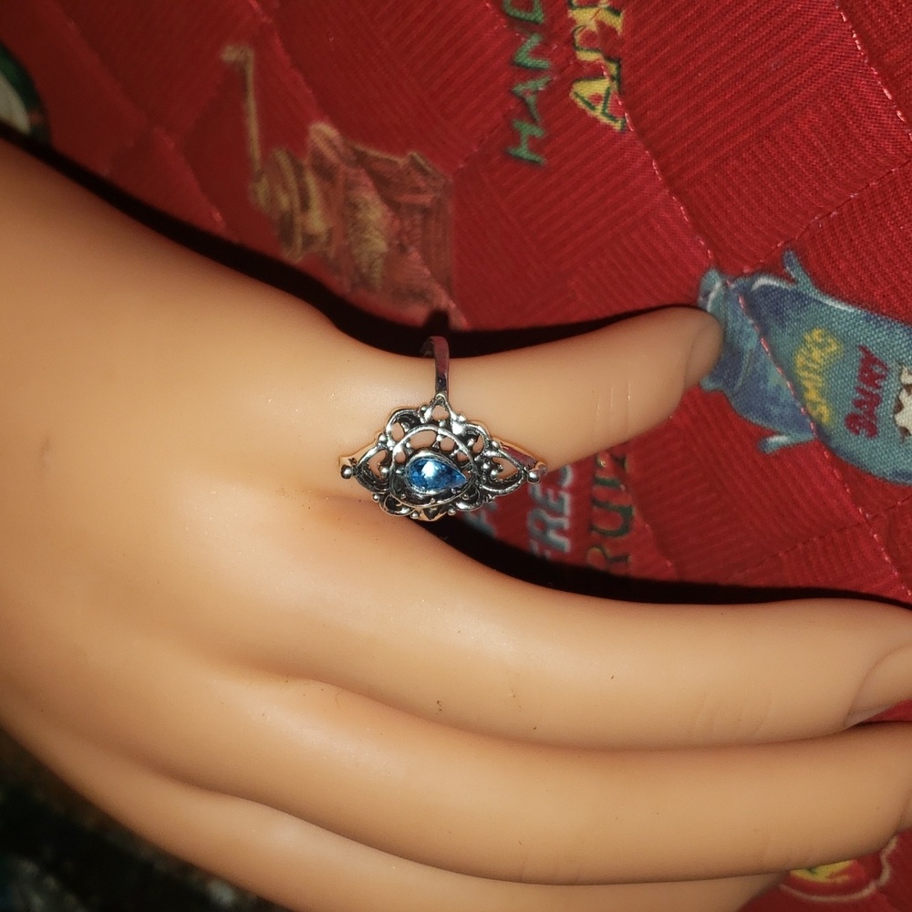 Blue Stone Ring - Picture 2 of 3
